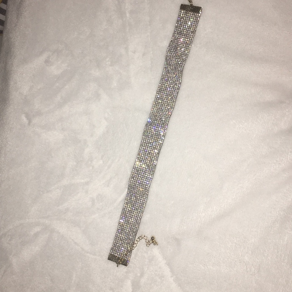 Top shop crystal choker